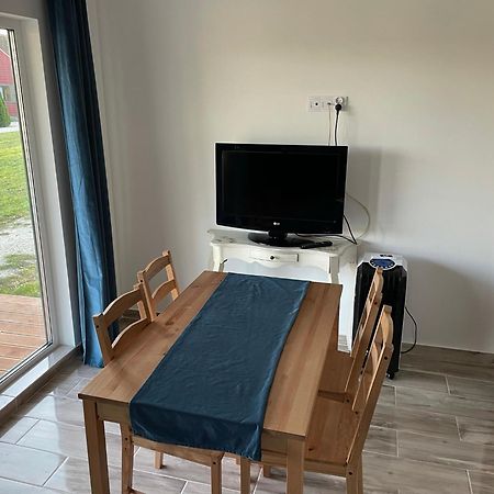 Brzezina Resort - Wille 즈닌 외부 사진
